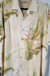 Men's Vintage Tommy Bahama Shirt XL 100% Silk